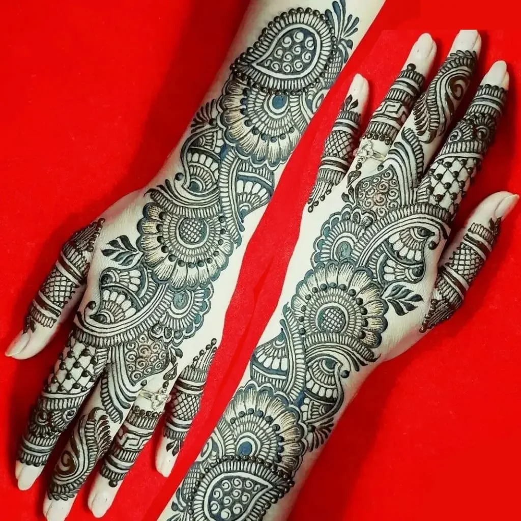 Spark Mehndi designs - Stylish Net design for back side of the hand. If you  are interested to book this design, dm me. Kaurx | Facebook