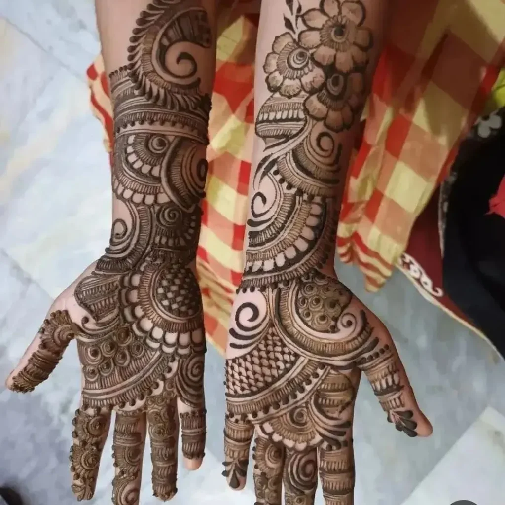 31 Modern Full Hand Mehndi Design For This Wedding Season